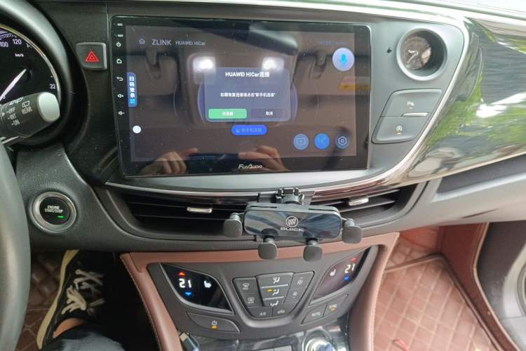 Used Buick Envision 2019 28T 4x4 Elite Version China V Standard Audio And AC Panel