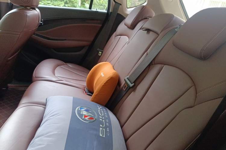 Used Buick Envision 2019 28T 4x4 Elite Version China V Standard Left Rear Seat