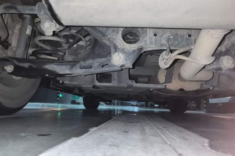 Used Buick Envision 2019 20T Two-Wheel Drive Luxury Version China V Standard Chassis Rear