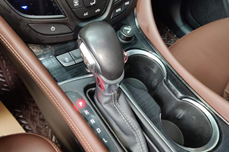 Used Buick Envision 2019 28T Four-Wheel Drive Elite Version China VI Standard Gear Lever