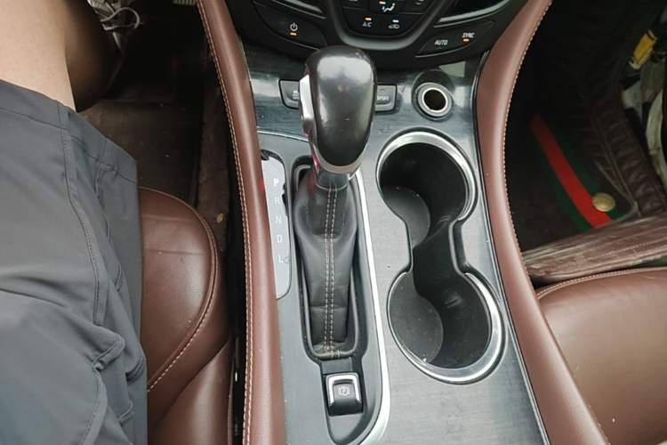 Used Buick Envision 2019 28T Four-Wheel Drive Elite Version China VI Standard Gear Lever