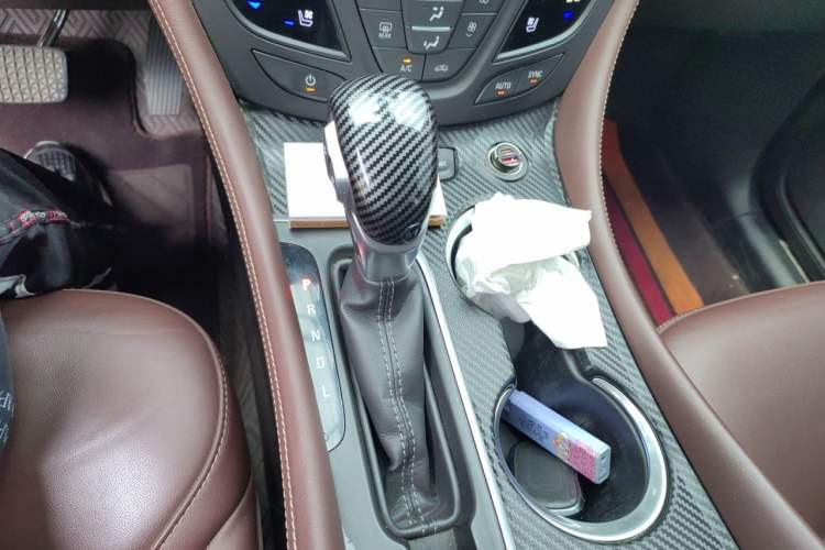 Used Buick Envision 2019 28T Four-Wheel Drive Luxury Version China V Standard Gear Lever