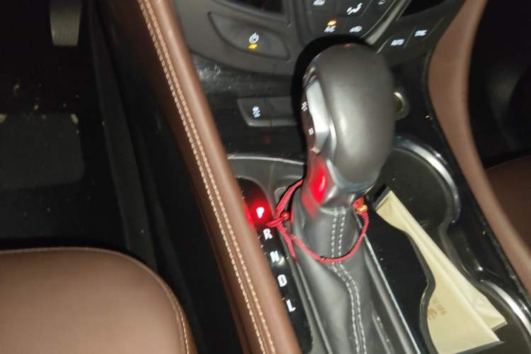 Used Buick Envision 2019 28T Four-Wheel Drive Elite Version China VI Standard Gear Lever