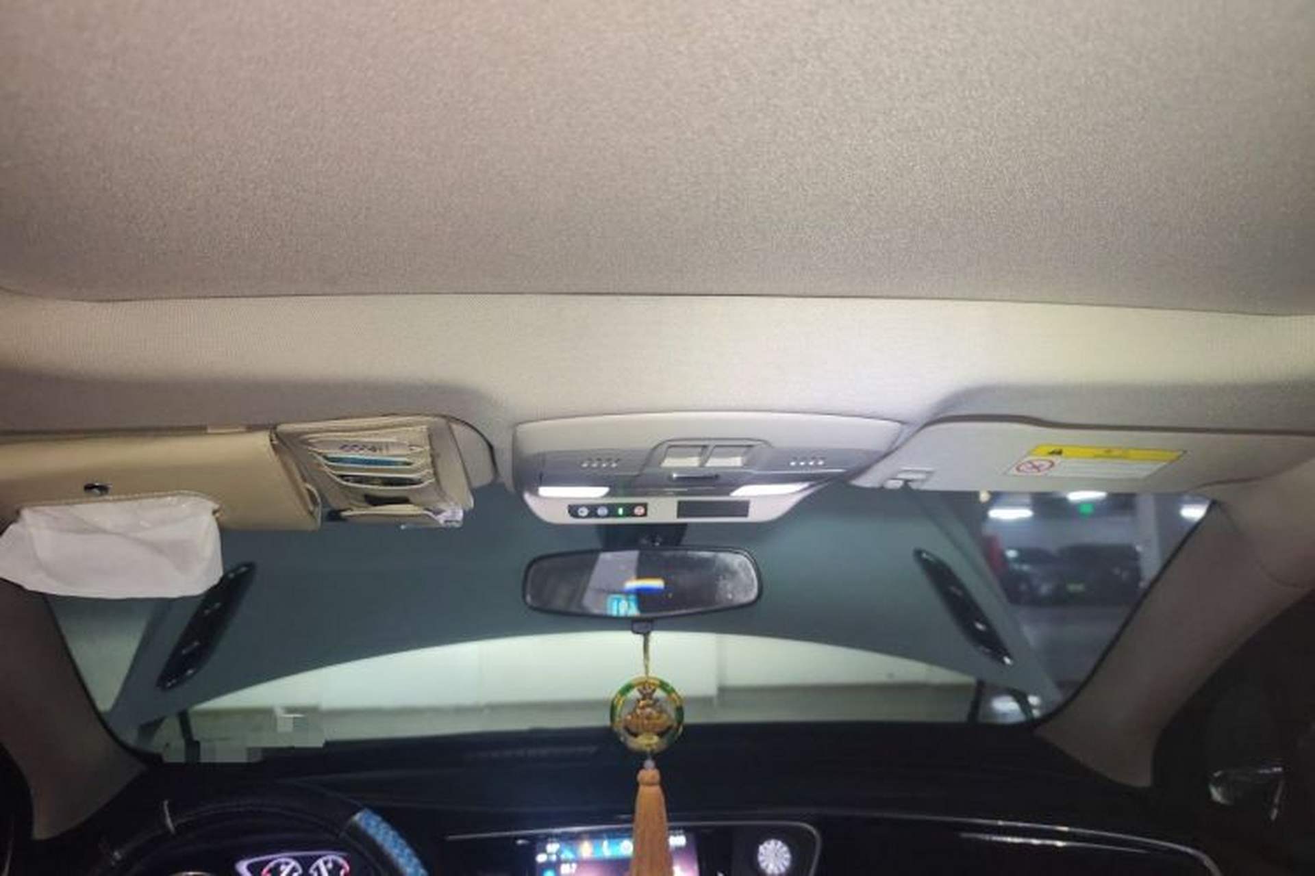 Used Buick Envision 2019 20T Two-Wheel Drive Luxury Version China VI Standard Headliner