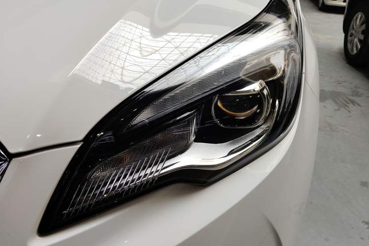 Used Buick Envision 2019 28T Four-Wheel Drive Elite Version China VI Standard Left Front Headlight