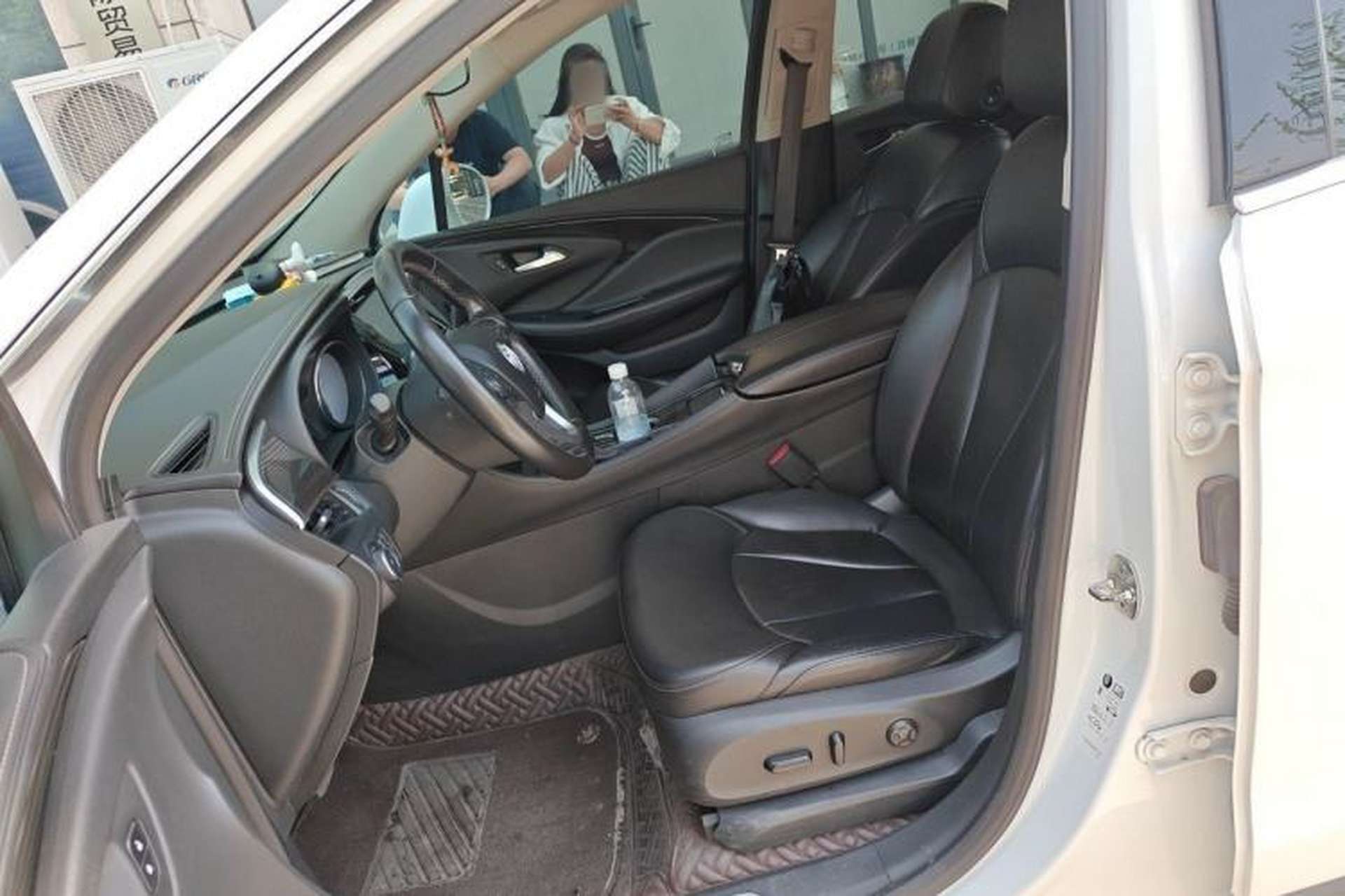 Used Buick Envision 2019 20T Two-Wheel Drive Elite Version China VI Standard Left Front Seat