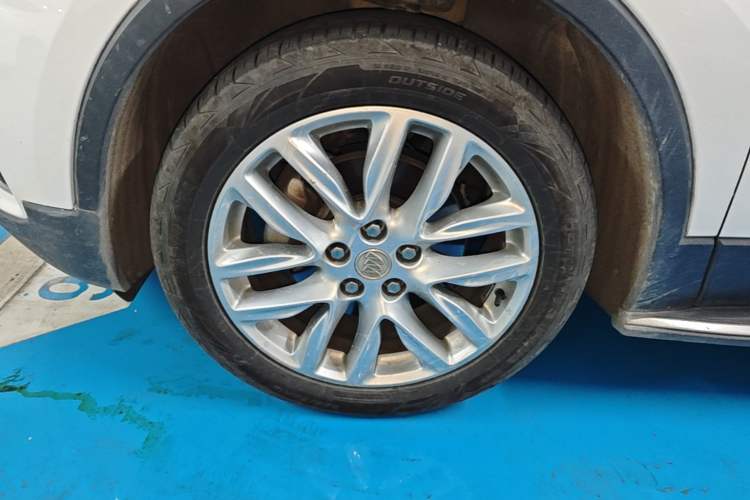 Used Buick Envision 2019 28T 4x4 Elite Version China V Standard Left Front Wheel Hub
