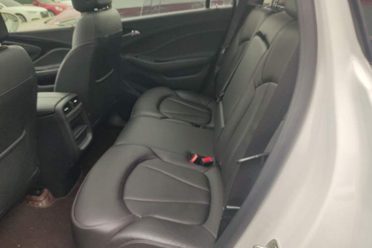 Used Buick Envision 2019 20T Two-Wheel Drive Elite Version China VI Standard Left Rear Seat