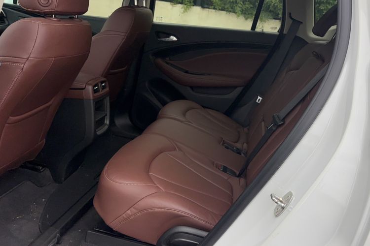 Used Buick Envision 2019 28T 4x4 Elite Version China V Standard Left Rear Seat