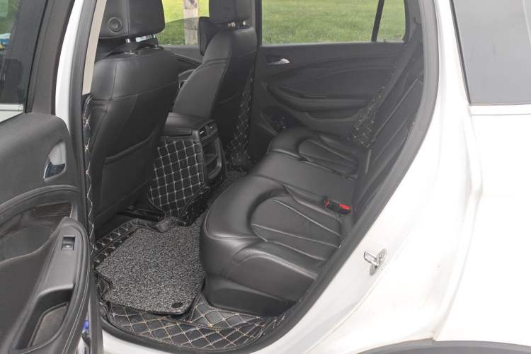 Used Buick Envision 2019 20T Two-Wheel Drive Elite Version China V Standard Left Rear Seat