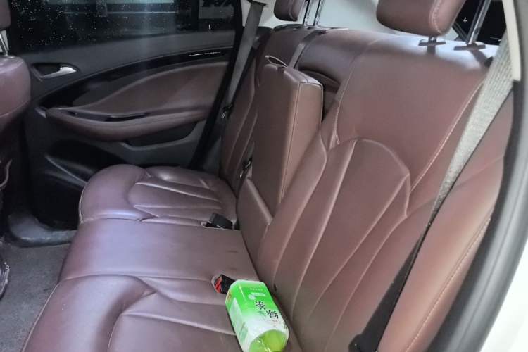 Used Buick Envision 2019 20T Two-Wheel Drive Luxury Version China V Standard Left Rear Seat