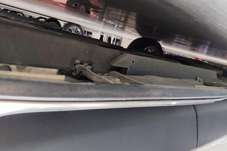 Used Buick Envision 2019 28T Four-Wheel Drive Elite Version China VI Standard Left Side Sill