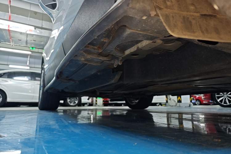 Used Buick Envision 2019 28T 4x4 Elite Version China V Standard Left Side Sill