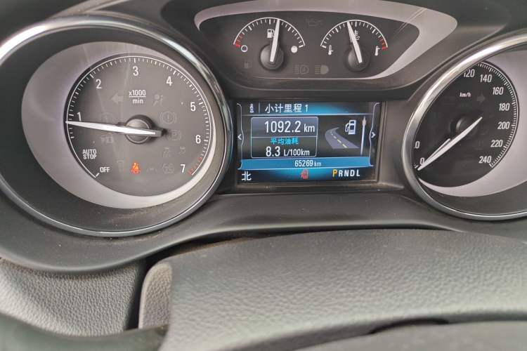 Used Buick Envision 2019 20T Two-Wheel Drive Luxury Version China VI Standard Odometer Close Up