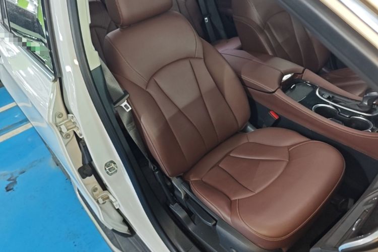 Used Buick Envision 2019 28T 4x4 Elite Version China V Standard Right Front Seat