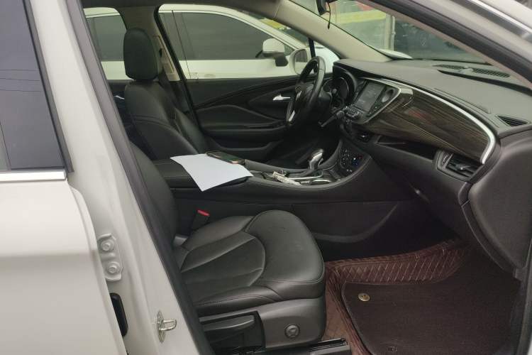 Used Buick Envision 2019 20T Two-Wheel Drive Elite Version China VI Standard Right Front Seat