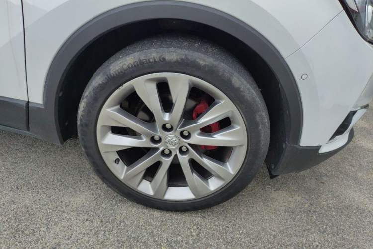 Used Buick Envision 2019 28T Four-Wheel Drive Luxury Version China V Standard Right Front Wheel Hub