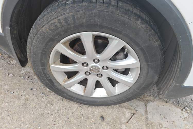 Used Buick Envision 2019 20T Two-Wheel Drive Elite Version China V Standard Right Front Wheel Hub