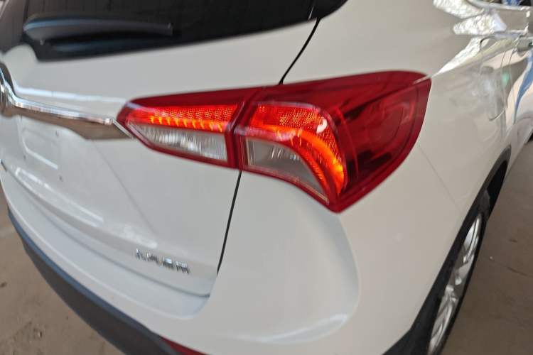 Used Buick Envision 2019 28T 4x4 Elite Version China V Standard Right Rear Taillight
