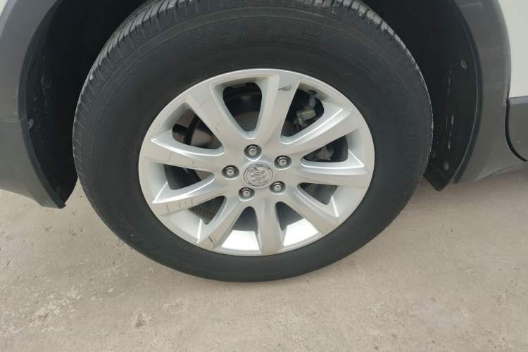 Used Buick Envision 2019 20T Two-Wheel Drive Elite Version China VI Standard Right Rear Wheel Hub