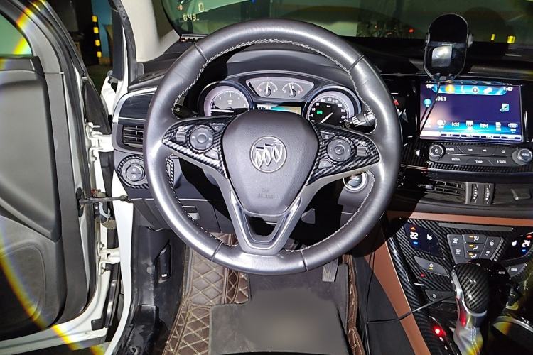 Used Buick Envision 2019 28T 4x4 Elite Version China V Standard Steering Wheel