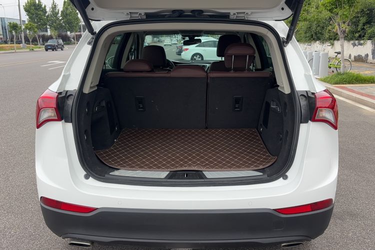Used Buick Envision 2019 28T 4x4 Elite Version China V Standard Trunk