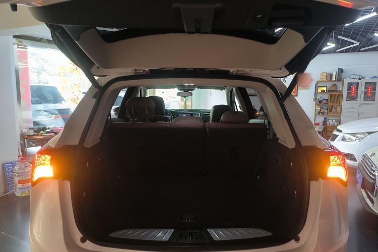 Used Buick Envision 2019 28T 4x4 Elite Version China V Standard Trunk