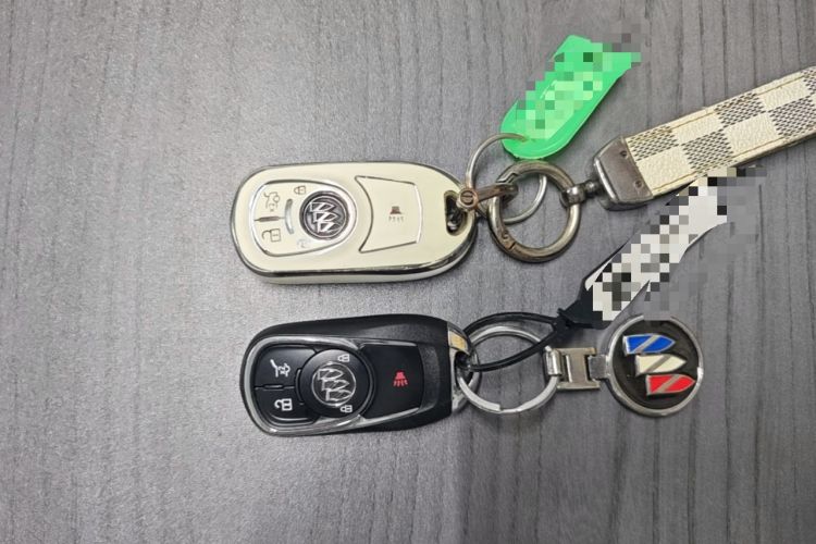 Used Buick Envision 2019 28T 4x4 Elite Version China V Standard Vehicle Key