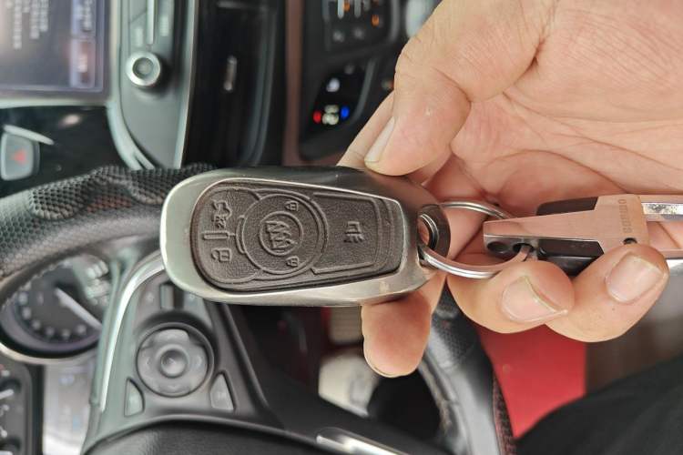 Used Buick Envision 2019 20T Two-Wheel Drive Luxury Version China VI Standard Vehicle Key