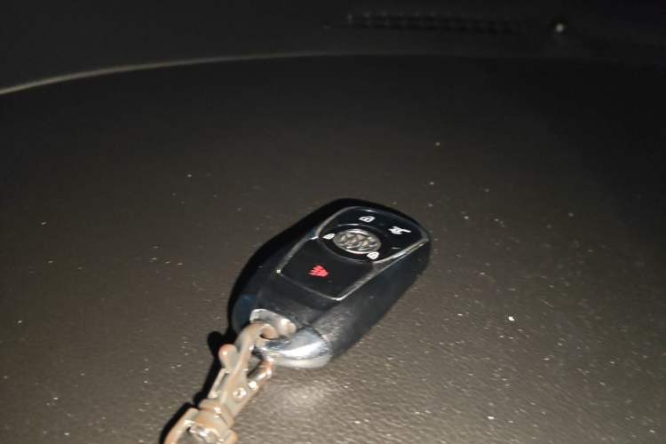 Used Buick Envision 2019 28T Four-Wheel Drive Elite Version China VI Standard Vehicle Key
