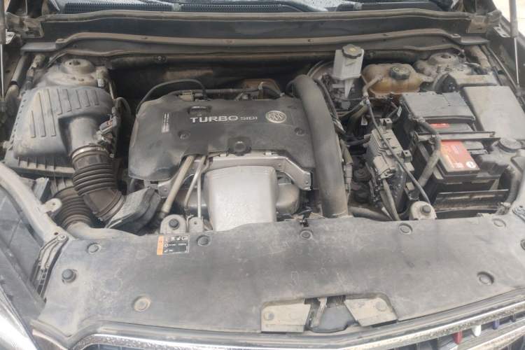 Used Buick Envision 2019 28T Four-Wheel Drive Luxury Version China V Standard Engine Bay