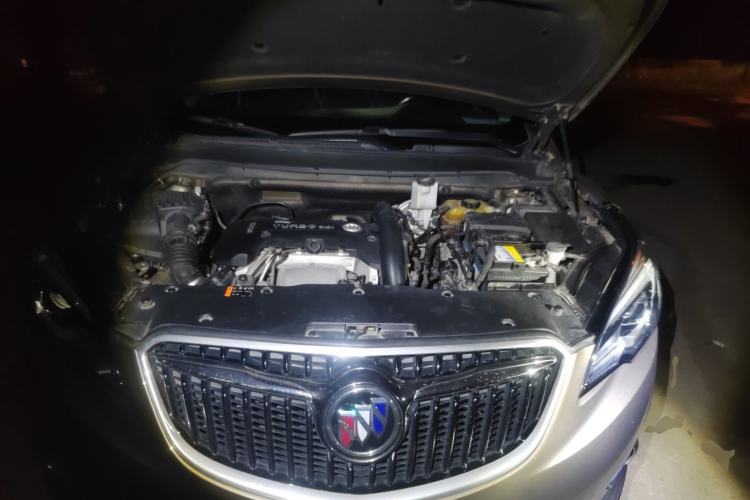 Used Buick Envision 2019 28T All-Wheel-Drive All-Terrain Sport Flagship Model China V Standard Engine Bay