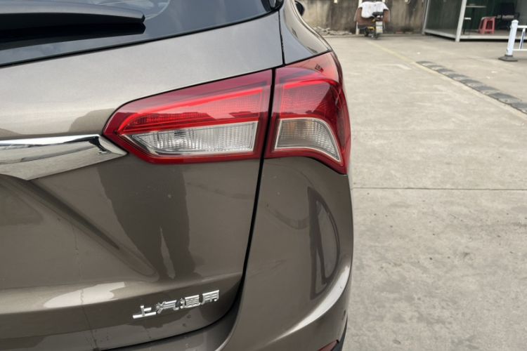 Used Buick Envision 2019 20T Two-Wheel Drive Luxury Version China V Standard Exterior 6