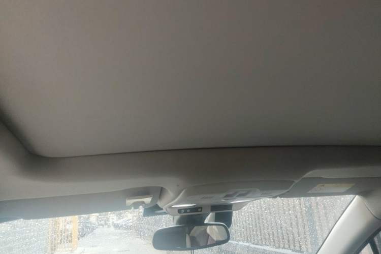 Used Buick Envision 2019 28T Four-Wheel Drive Luxury Version China V Standard Headliner