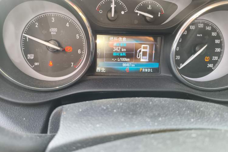 Used Buick Envision 2019 20T Two-Wheel Drive Luxury Version China V Standard Odometer Close Up