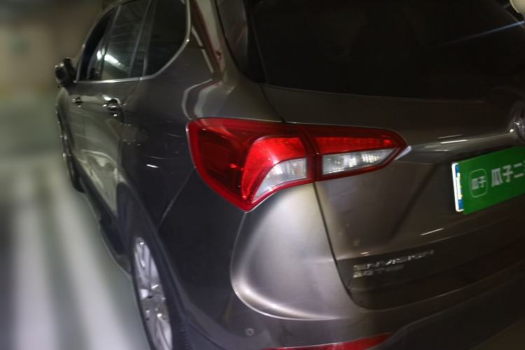 Used Buick Envision 2019 28T 4x4 Elite Version China V Standard Rear Left 45 Deg
