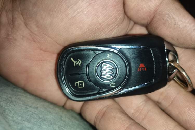 Used Buick Envision 2019 28T 4x4 Elite Version China V Standard Vehicle Key