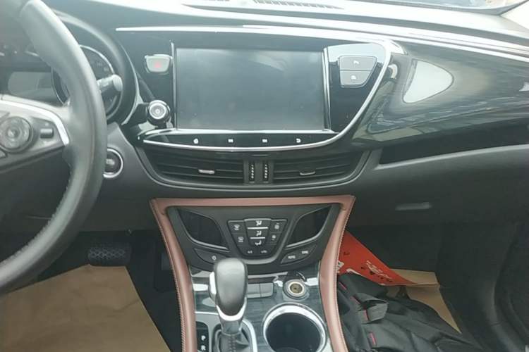 Used Buick Envision 2020 20T Two-Wheel Drive Elite Version Audio And AC Panel