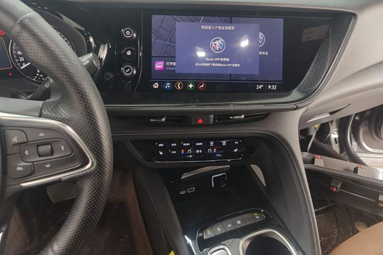 Used Buick Envision 2020 Encore S 652T Four-Wheel Drive Luxury Model Audio And AC Panel