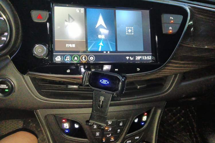 Used Buick Envision 2020 20T Two-Wheel Drive Elite Version Audio And AC Panel