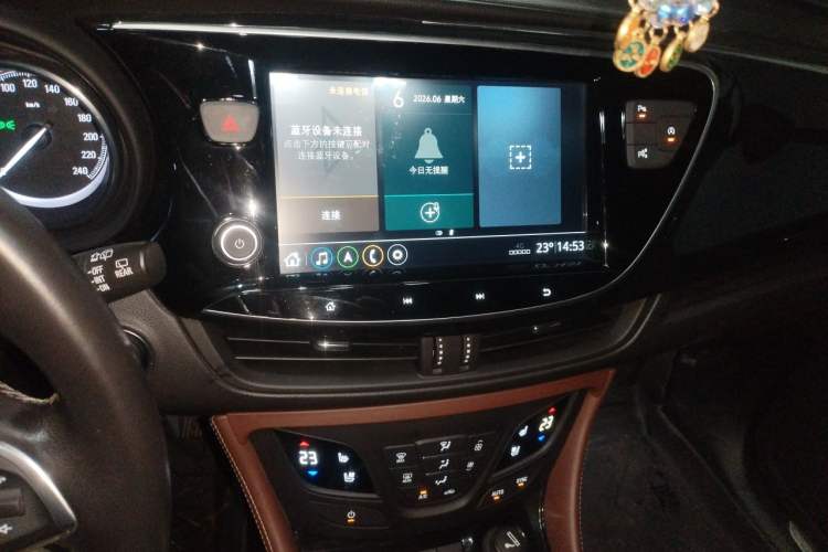 Used Buick Envision 2020 20T Two-Wheel Drive Luxury Model Audio And AC Panel