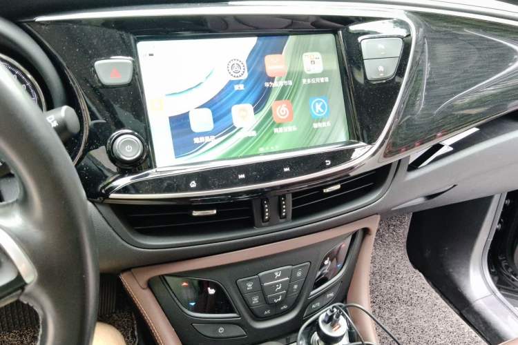 Used Buick Envision 2020 28T Four-Wheel Drive Elite Version Audio And AC Panel