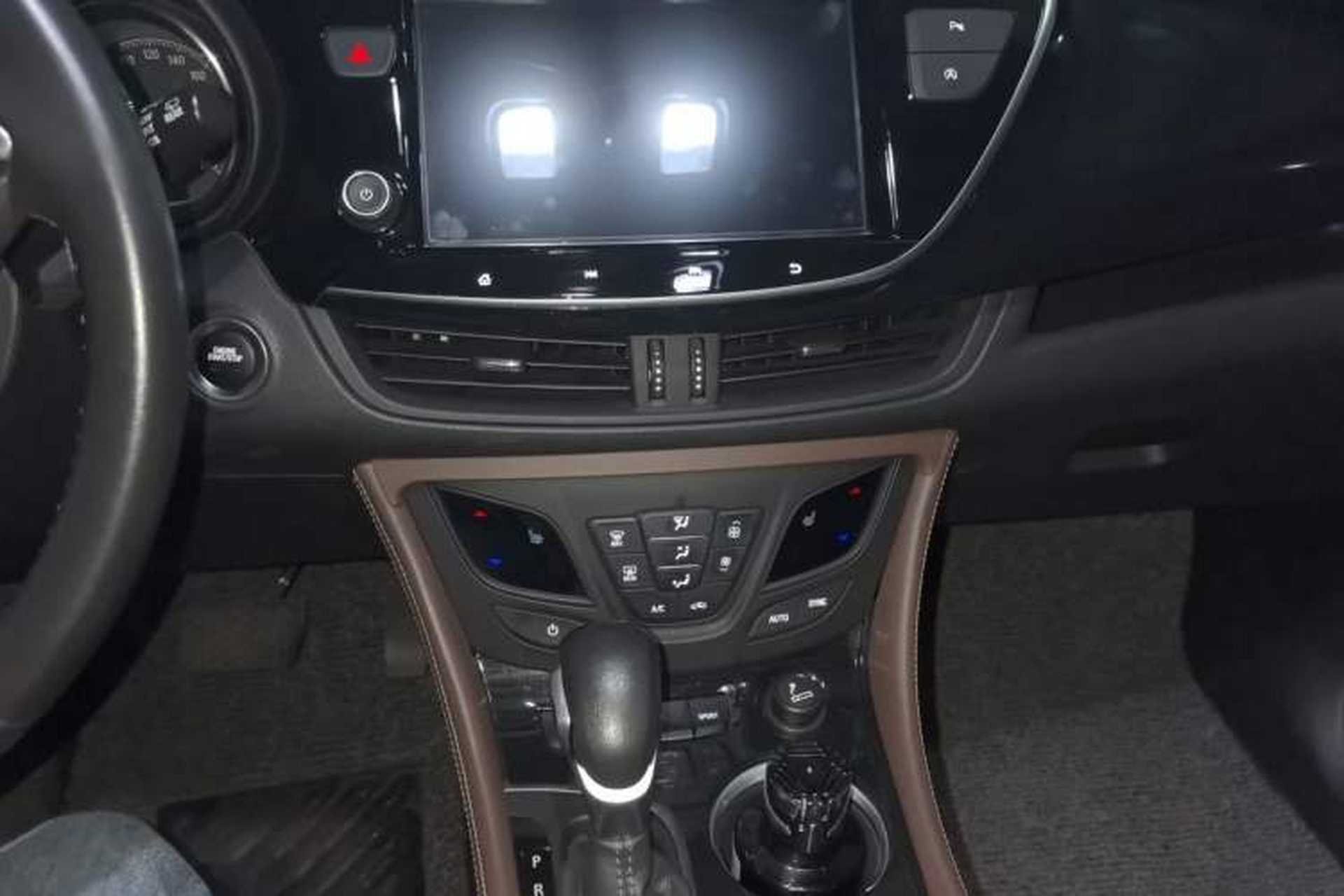 Used Buick Envision 2020 28T Four-Wheel Drive Elite Version Audio And AC Panel