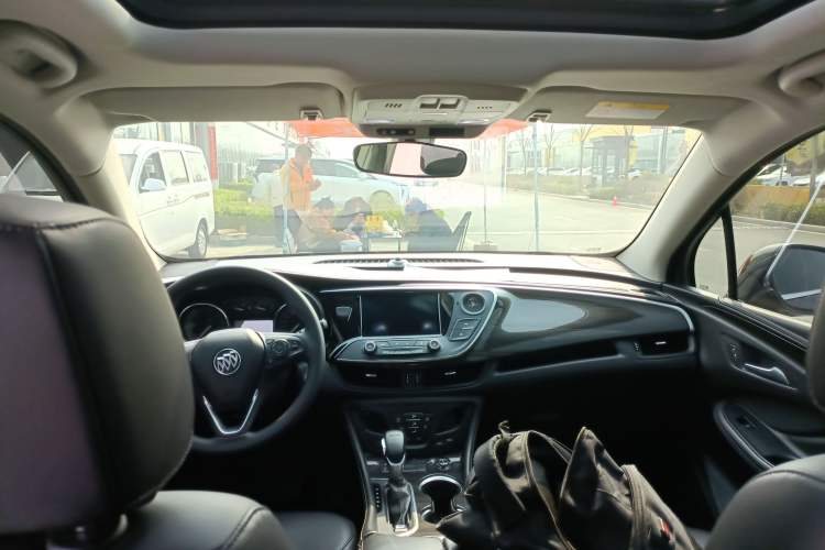 Used Buick Envision 2020 20T Two-Wheel Drive Leading Version Center Console