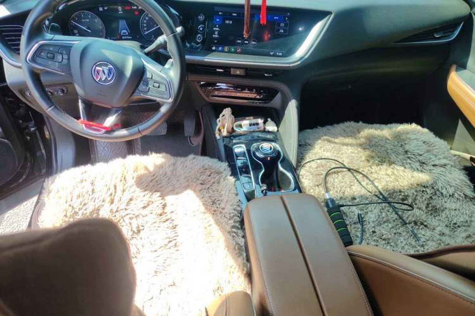 Used Buick Envision 2020 Encore S 652T Four-Wheel Drive Luxury Model Center Console