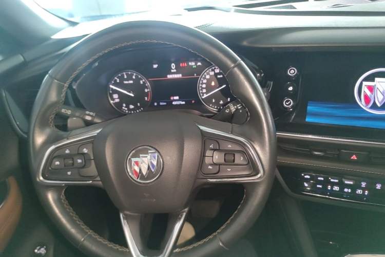 Used Buick Envision 2020 Encore S 652T Two-Wheel Drive Luxury Model Center Console