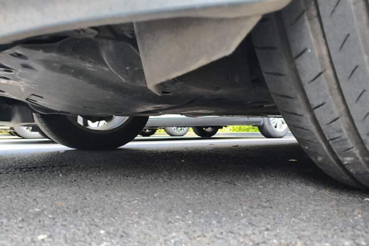 Used Buick Envision 2020 Onix S 652T Two-Wheel Drive Elite Model Chassis Front Left