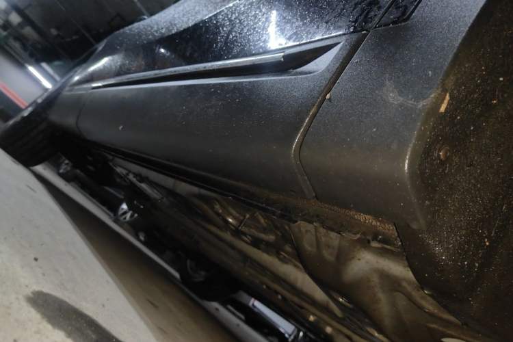 Used Buick Envision 2020 Encore S 652T Two-Wheel Drive Luxury Model Chassis Front Right