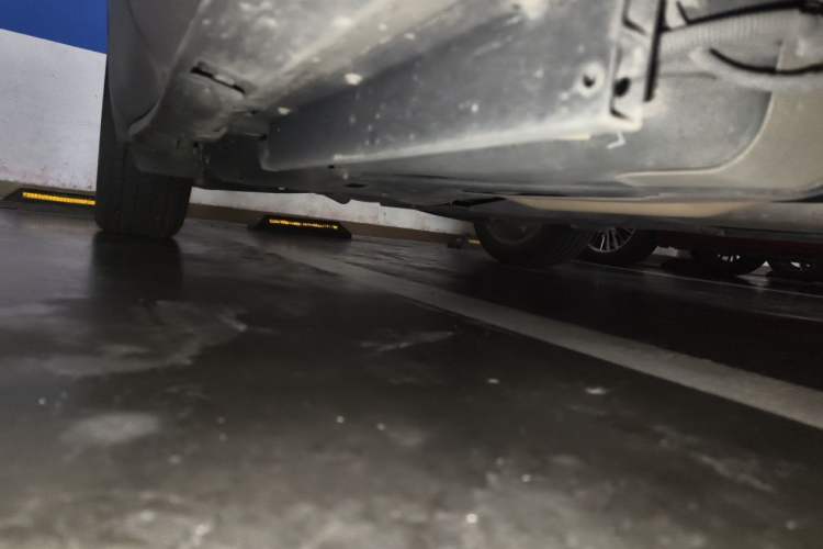 Used Buick Envision 2020 28T Four-Wheel Drive Elite Version Chassis Front Right