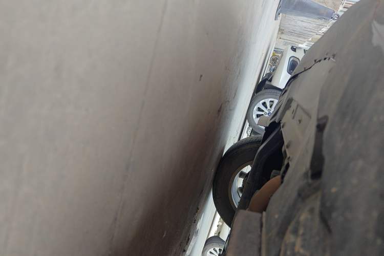 Used Buick Envision  Chassis Front Right